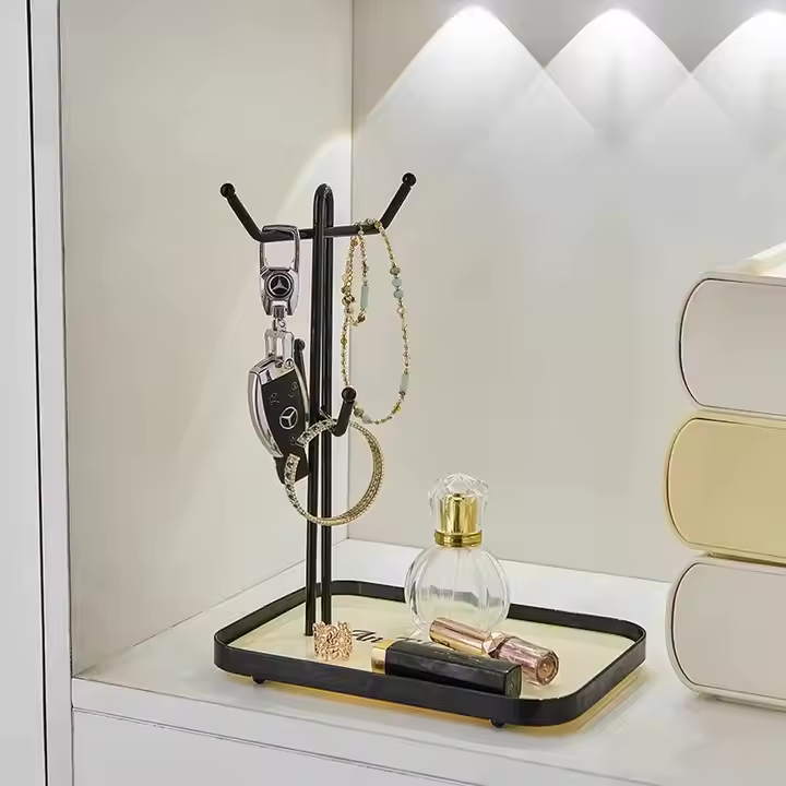Entryway Shelf Ornament Key Storage