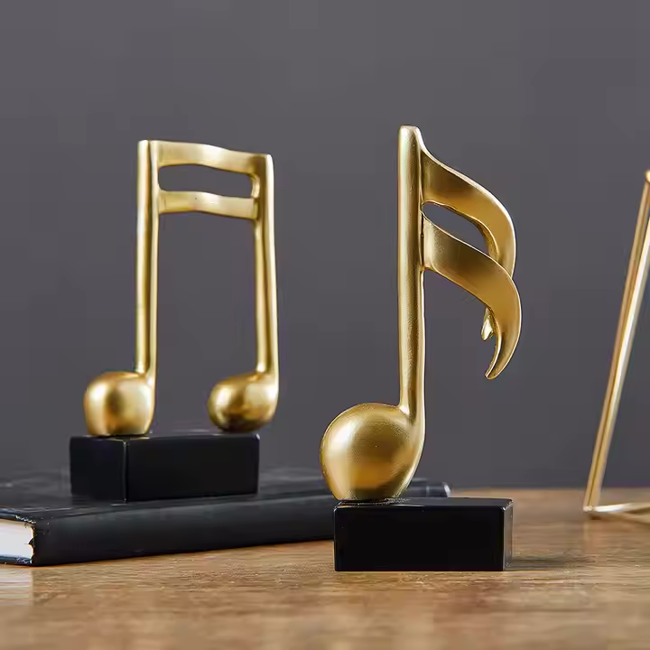 Art Statuette Golden Musical Note (Family of 3)