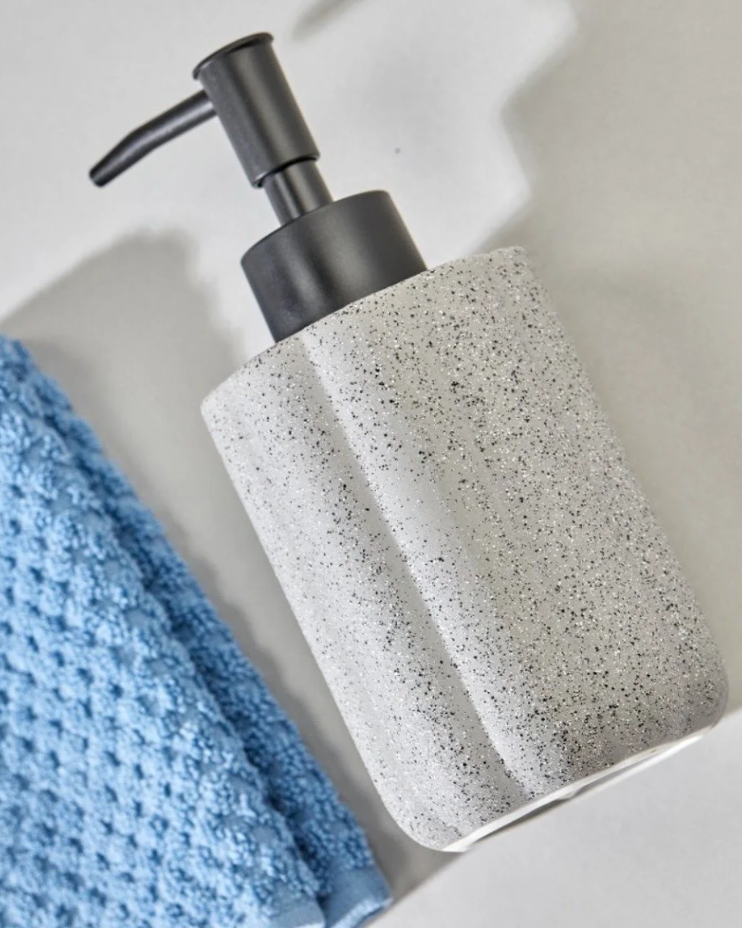 Lux Modern Liquid Soap Dispenser