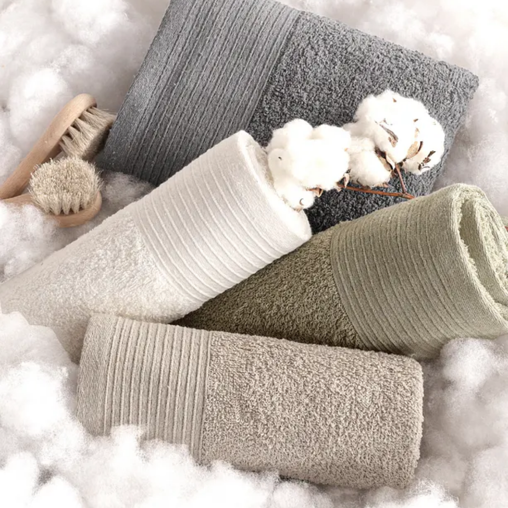 8-Piece Boxed 50x90cm Cotton Towel Set