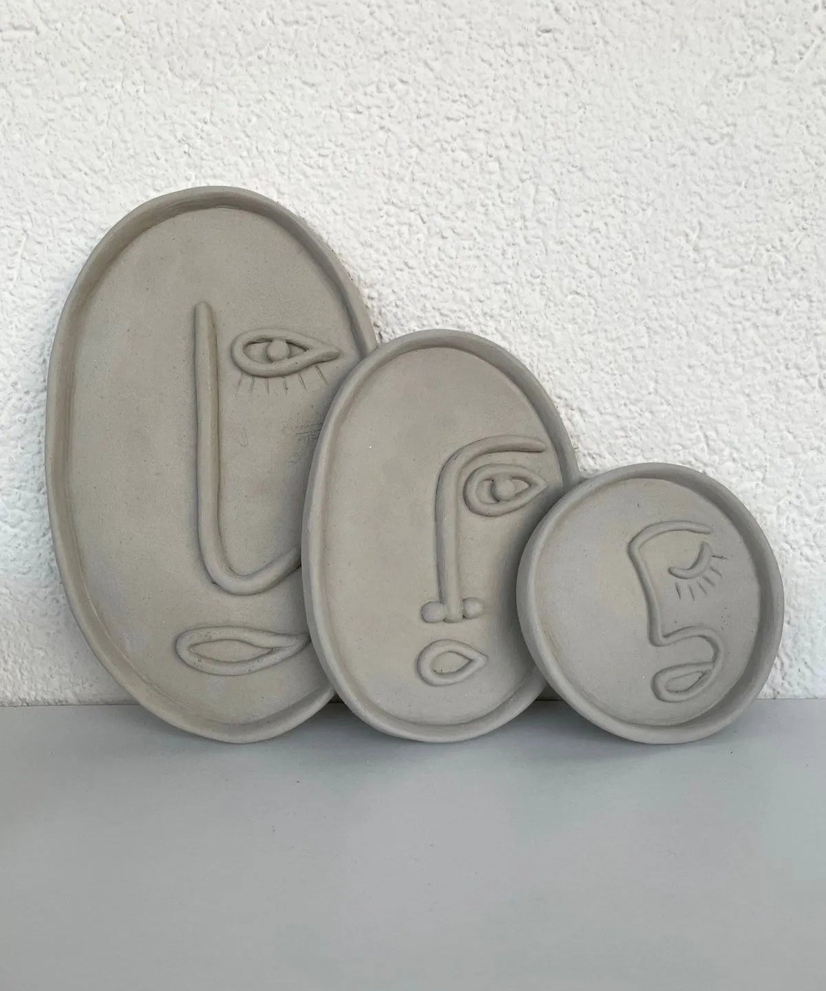Abstract Face Tray Set – 3 Pieces AtelierCasa