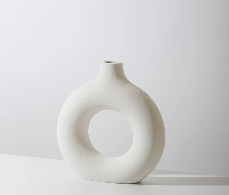 Circle Hollow Ceramic Vase