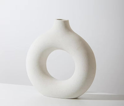 Circle Hollow Ceramic Vase
