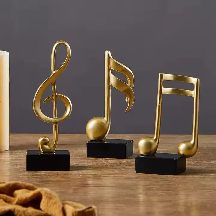 Art Statuette Golden Musical Note (Family of 3) Atelier Casa